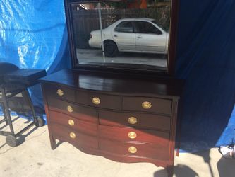 Oak wood dresser with mirror (7 cabinets)
