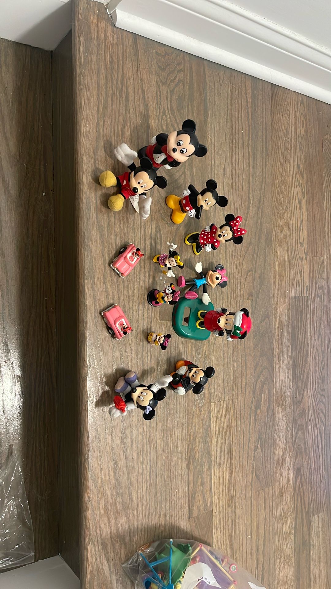 Mickey Mouse And Minnie Mouse