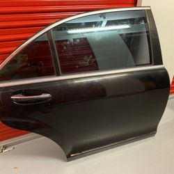 Mercedes W221 S550 Parts Hood Doors Interior 