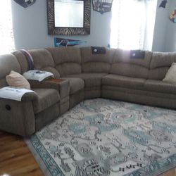 Full Size Sectional