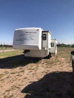 2002 Fleetwood Montana