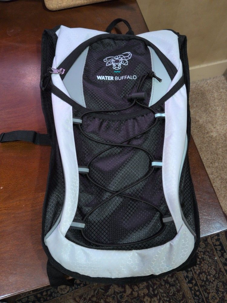 Water Buffalo 12L Hydration Backpack With 2L Water Bladder