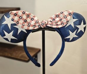 Disney Minnie Mouse Patriotic Ears Headband/Disney Americana Headband/Like New/Bought inside Disney/