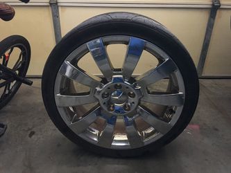 One Mercedes factory 19 inch wheel can be used for a full size spare should fit most Mercedes