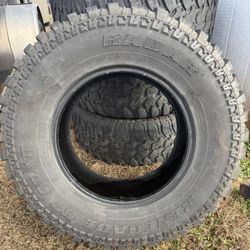 35x12.50x18 Tires