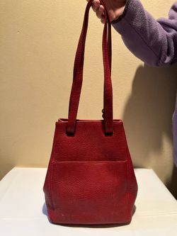 Vintage Coach Pebbled Leather Shoulder Bag — Classic Everyday Style
