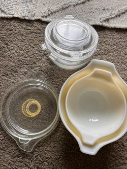 Vintage Pyrex Glass Dishes With Lids