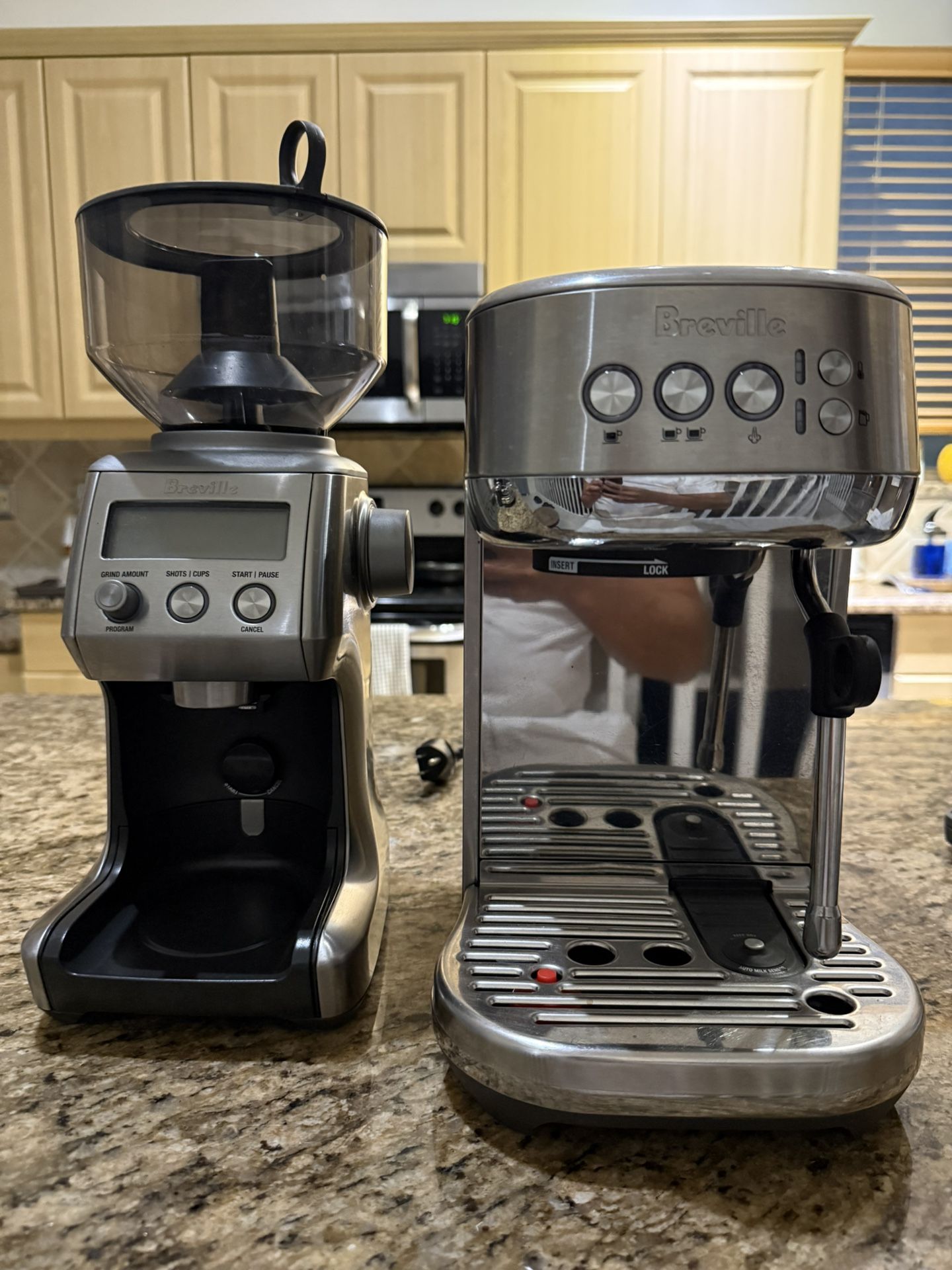 Breville Bambino Plus & Breville Smart Grinder Pro