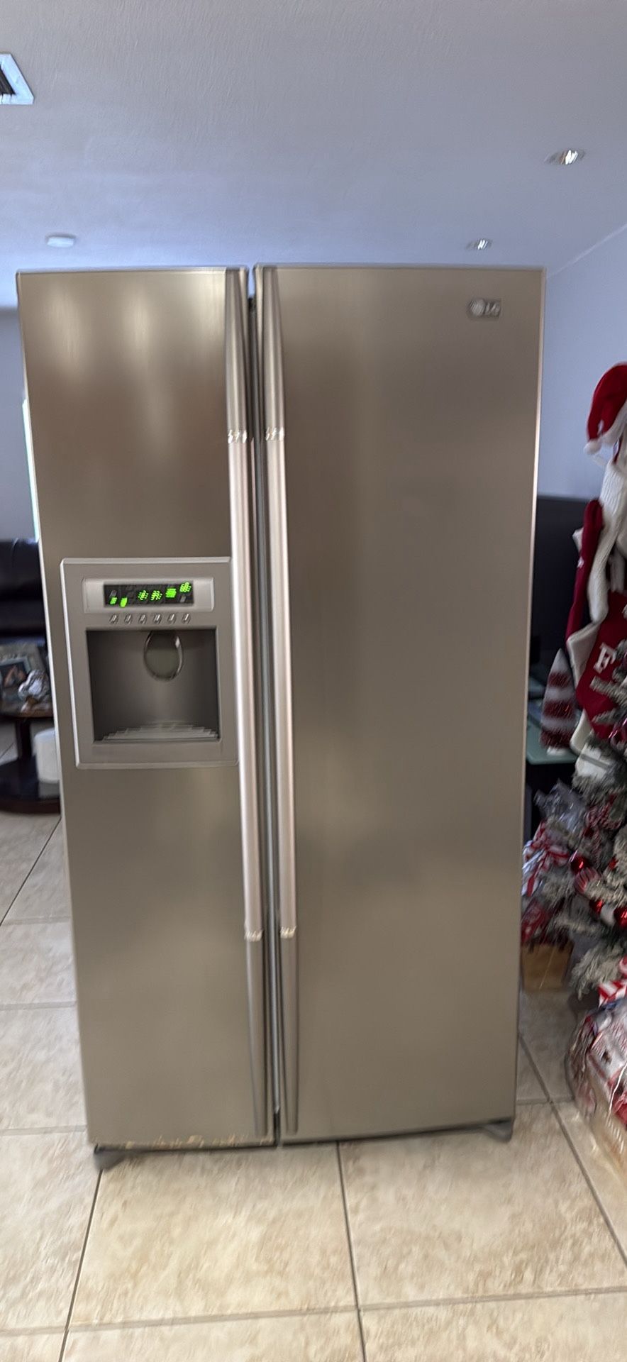 LG REFRIGERATOR
