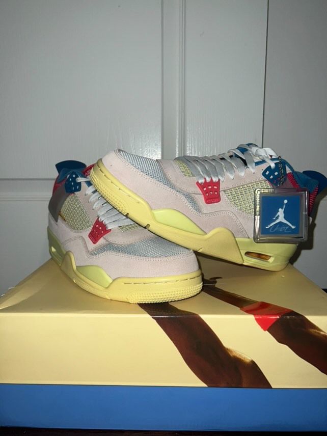 Union LA x Air Jordan 4 Retro Guava Ice
