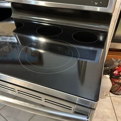Ge Profile: Electric Stove Range 30”