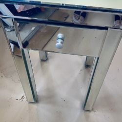 2 Mirrored Side Tables
