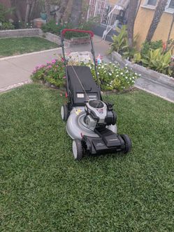 Lawnmower lawn mower