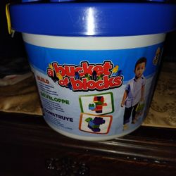 Bucket  of blocks  2/5 years 