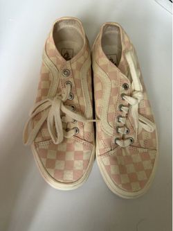 Vans Checkerboard Peachy Keen Women’s Size 6.5