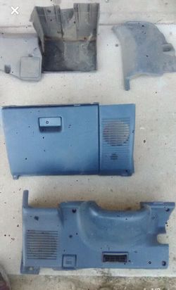 TOYOTA TRUCK DASH PARTS