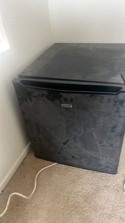 Sunbeam Black Mini Fridge