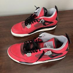 Size 13 Jordan 4 Retro Toro Bravo 2013 - Red Black White 308497-603