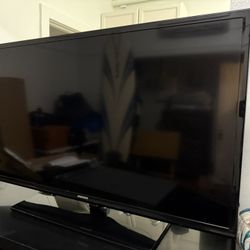 40” Samsung TV