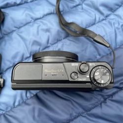 Canon PowerShot G7 X Mark II 