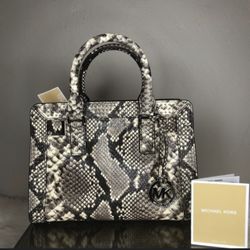 Michel Kors Bags 