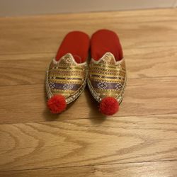 Vintage Turkish Handmade Leather Embroidered Slippers Multicolour Silk Aladdin