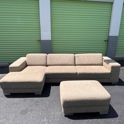 Sectional Couch 
