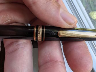 Montblanc Meisterstruck Gold Pen