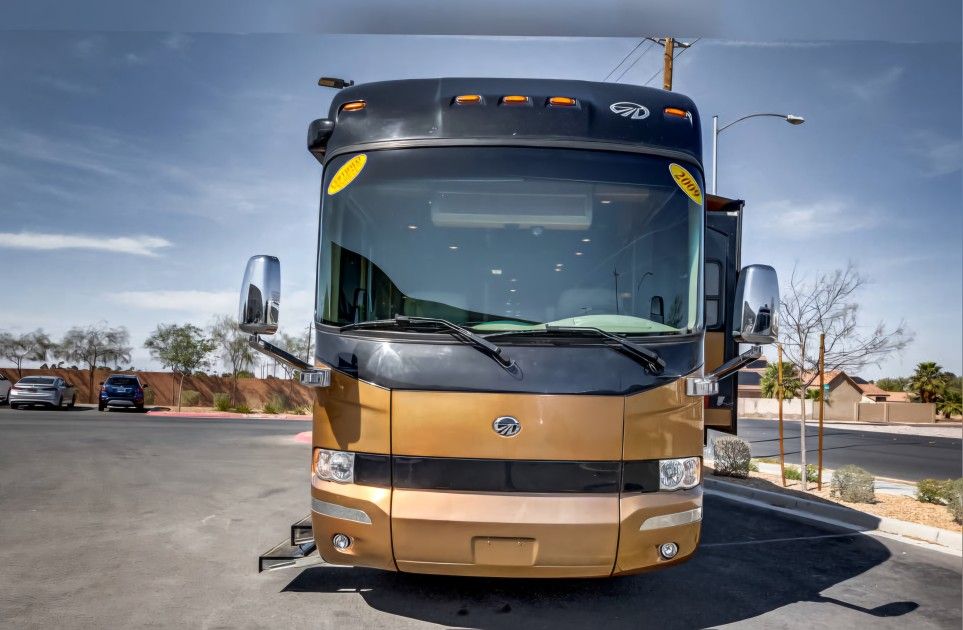 2009 Monaco Executive Sierra IV