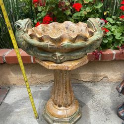 Frog Bird Bath For Sale