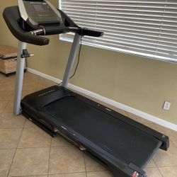 ProForm 400 Treadmill