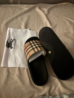 Burberry slides