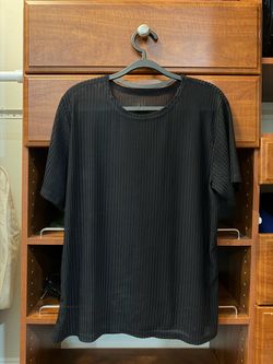 Black Textured Knit Short Sleeve Top