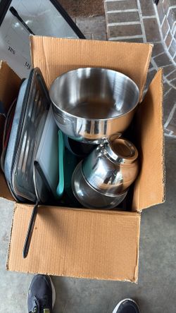 Random Box Of Good Kitchen Stuff