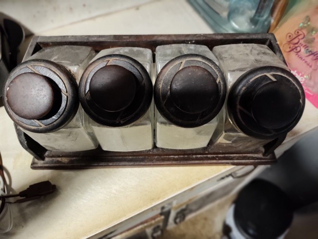 Glass Container Set In Wooden Frame Needs To Cleaned A Lot More House Pick Up $45.00