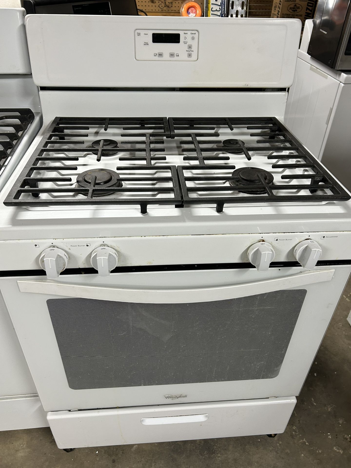 GAS STOVE