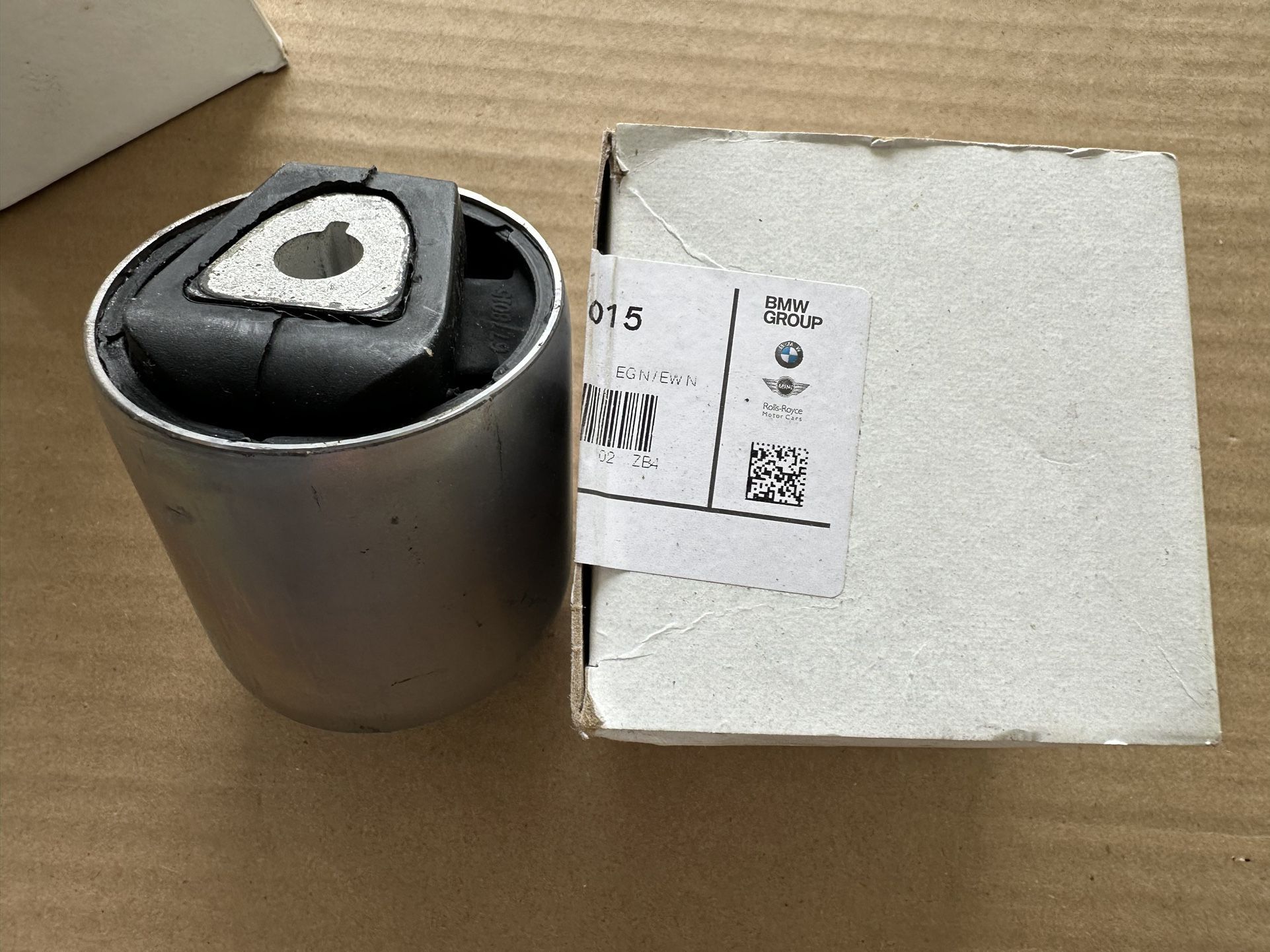 2 x OEM BMW Bushing 31-10-6-778-015