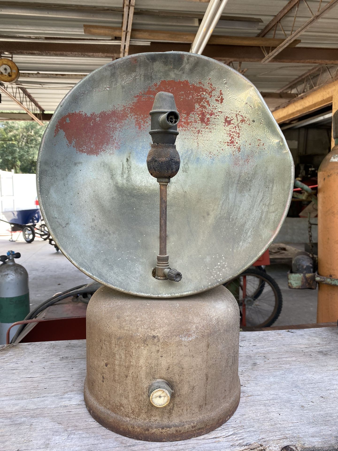 Vintage Flood lamp