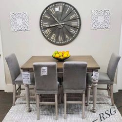 Wooden Table,4 Chairs Gathering Dining Set 💛No Needed Credit Check ⚡ $39 Down Payment with Financing
0646