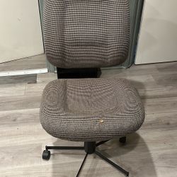 modern day comfortable office chair
