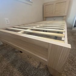 Wood Platform Bed, Twin XL, Natural