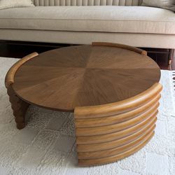 36" Round Farmhouse Coffee Table, Rustic Wood Veneer Coffee Table Round Circle Center Tables with Stable Fluted Legs Low Accent Tea Tables for Living 