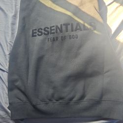 Essential Hoodie 