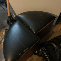 2 Seats With Hidden Compartment 