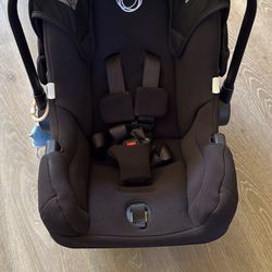 Bugaboo Turtle One by Nuna Infant Car Seat + Base