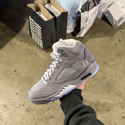 Jordan 5 Wolf Grey