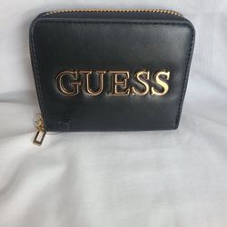 GUESS Caracara Small Zip Wallet