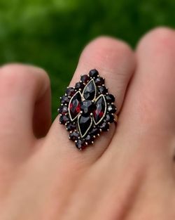 Vintage Jewelry 14k solid yellow gold garnet stone 4.00TW ring size 5.75