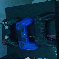 ps4 with controllers 