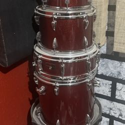 Tama Imperialstar Drum Set In Candy Apple Red